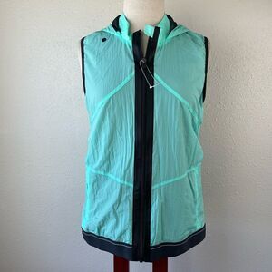 NWOT Fable tics Sleeveless Full Zip Jacket Size M EUC